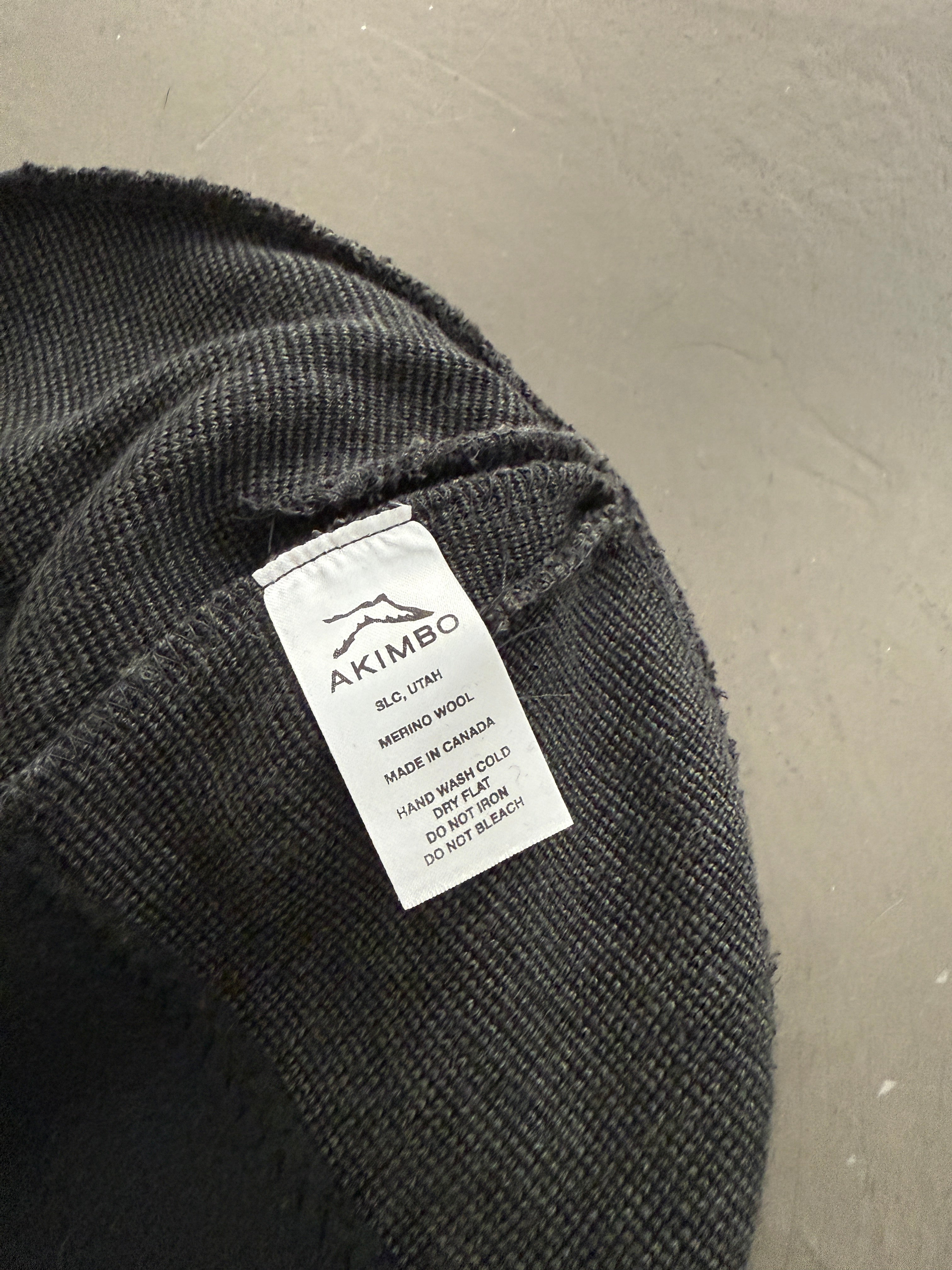 AKIMBO RANGE SKULL CAP - CHARCOAL/BLACK