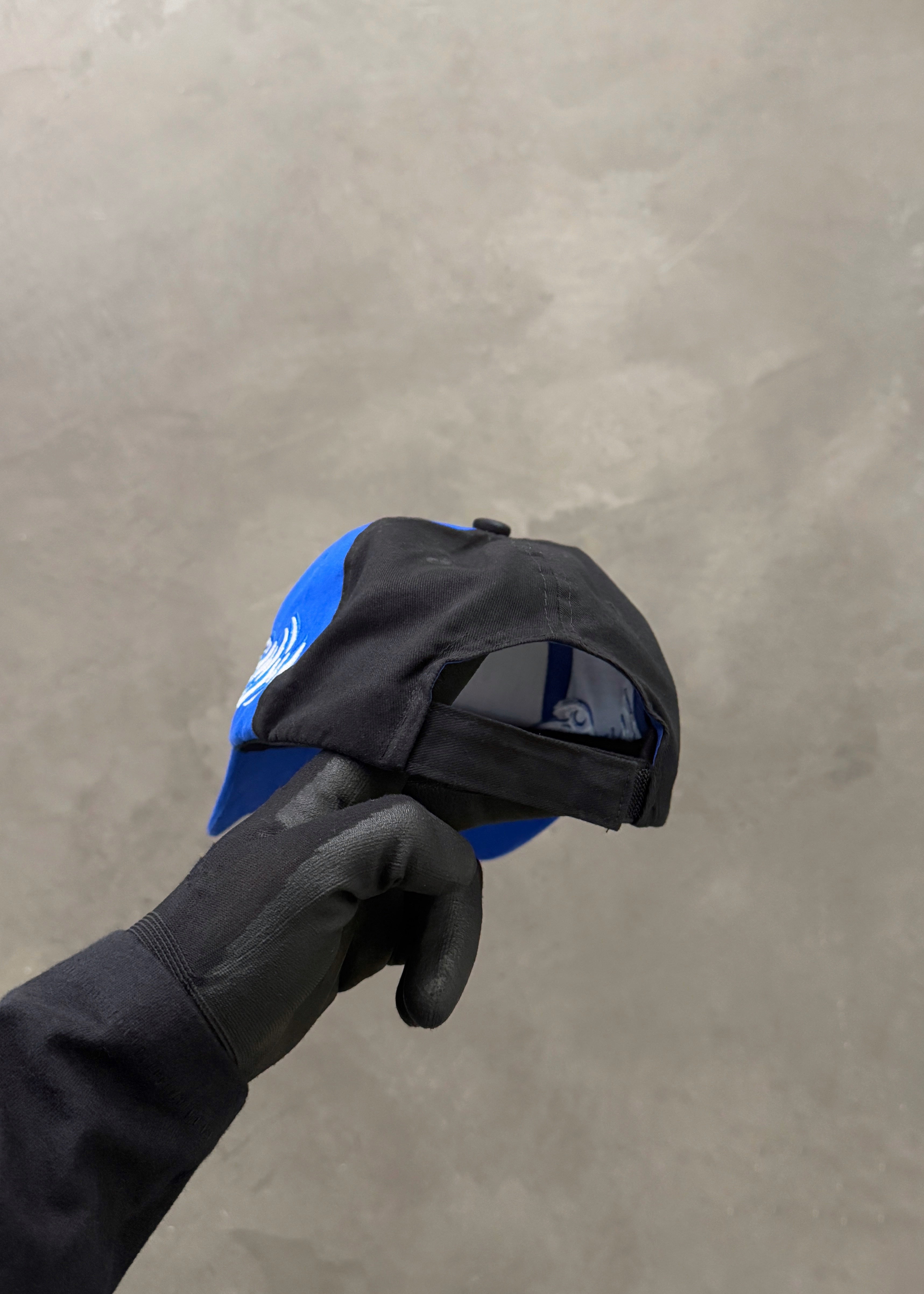 AKIMBO RANGE FLAME RACING CAP - BLUE