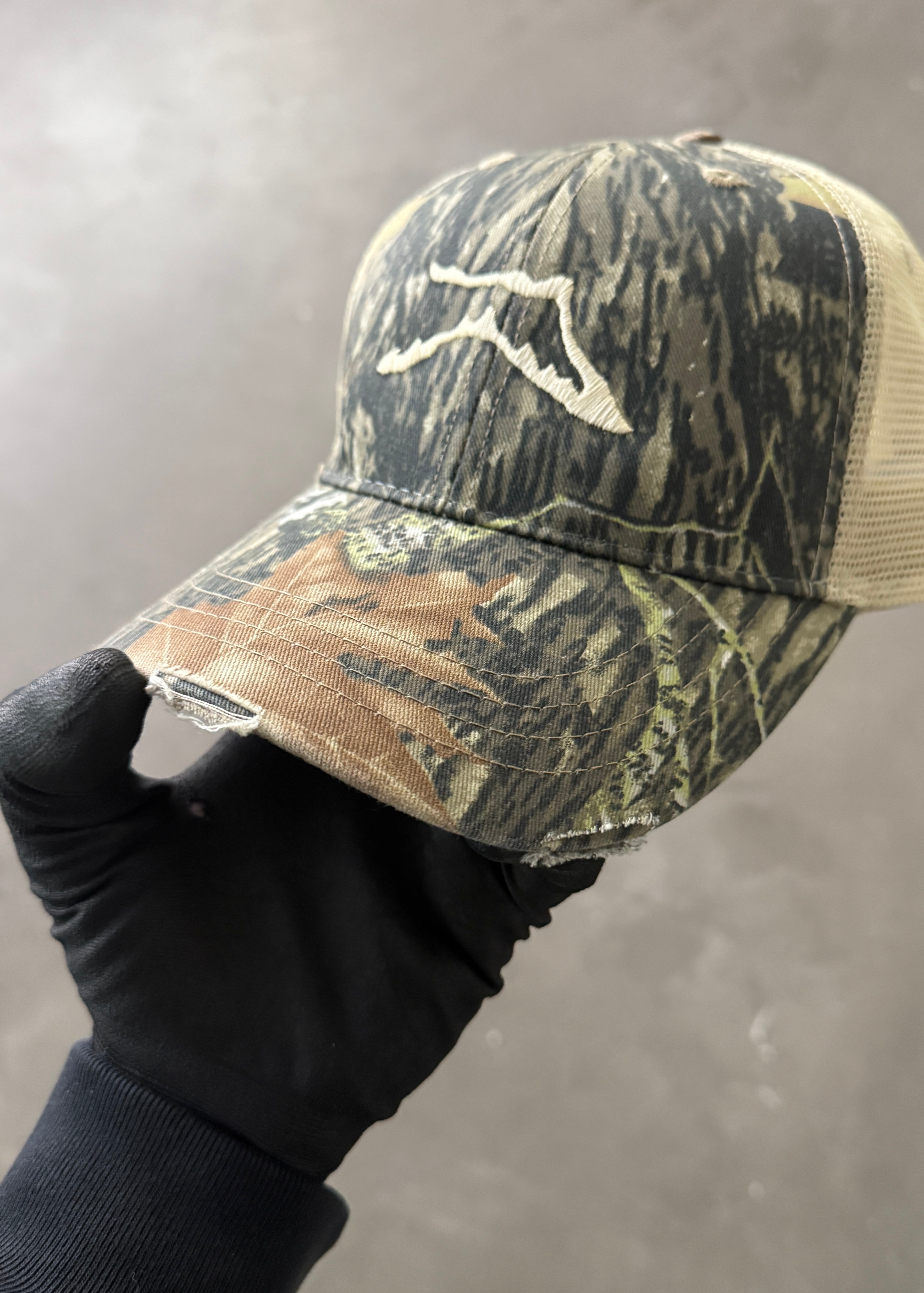 DISTRESSED RANGE MESH CAP - CAMO