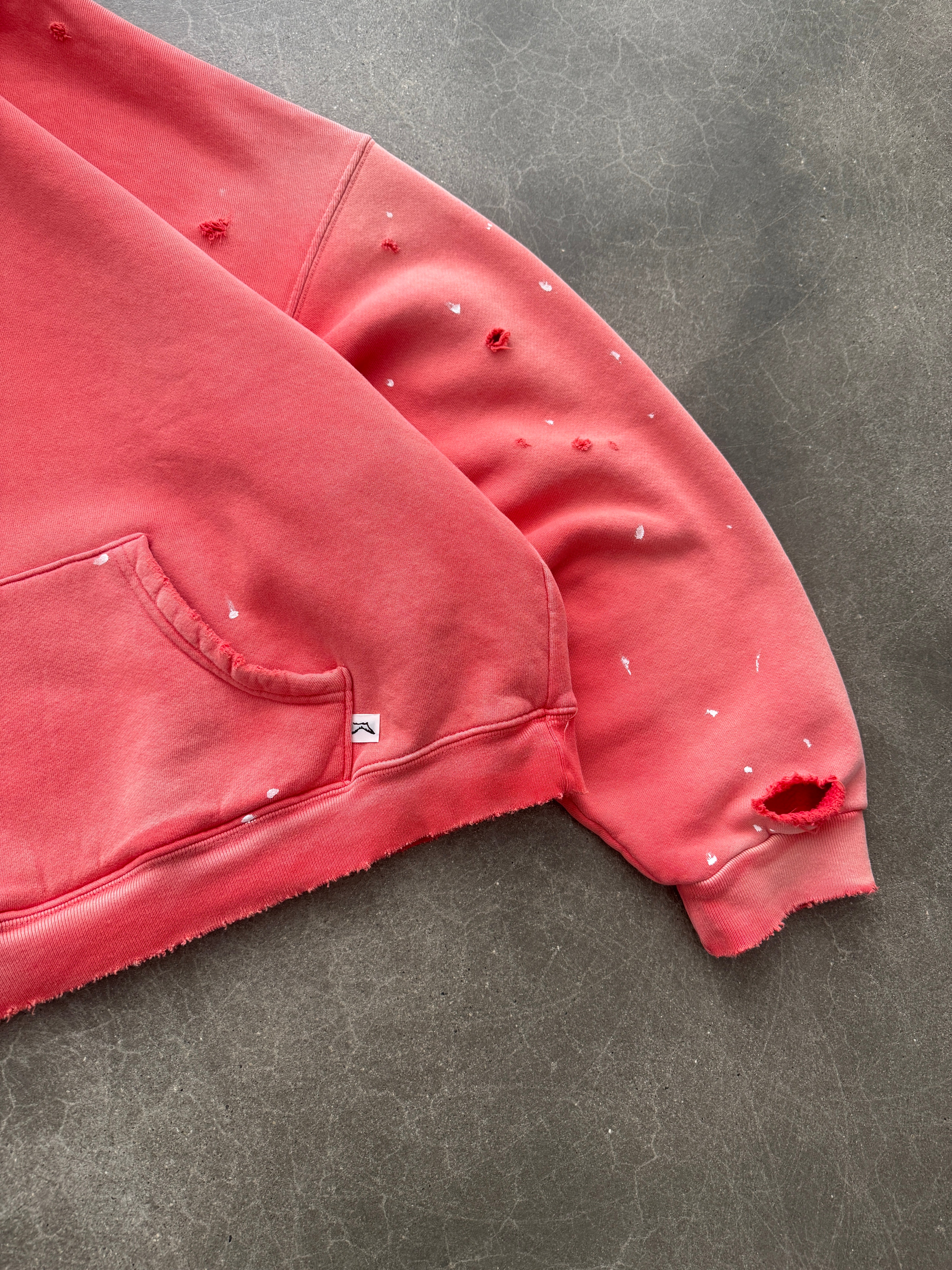 "WATCH-PEEKER" HOODIE - SUN FADED RED