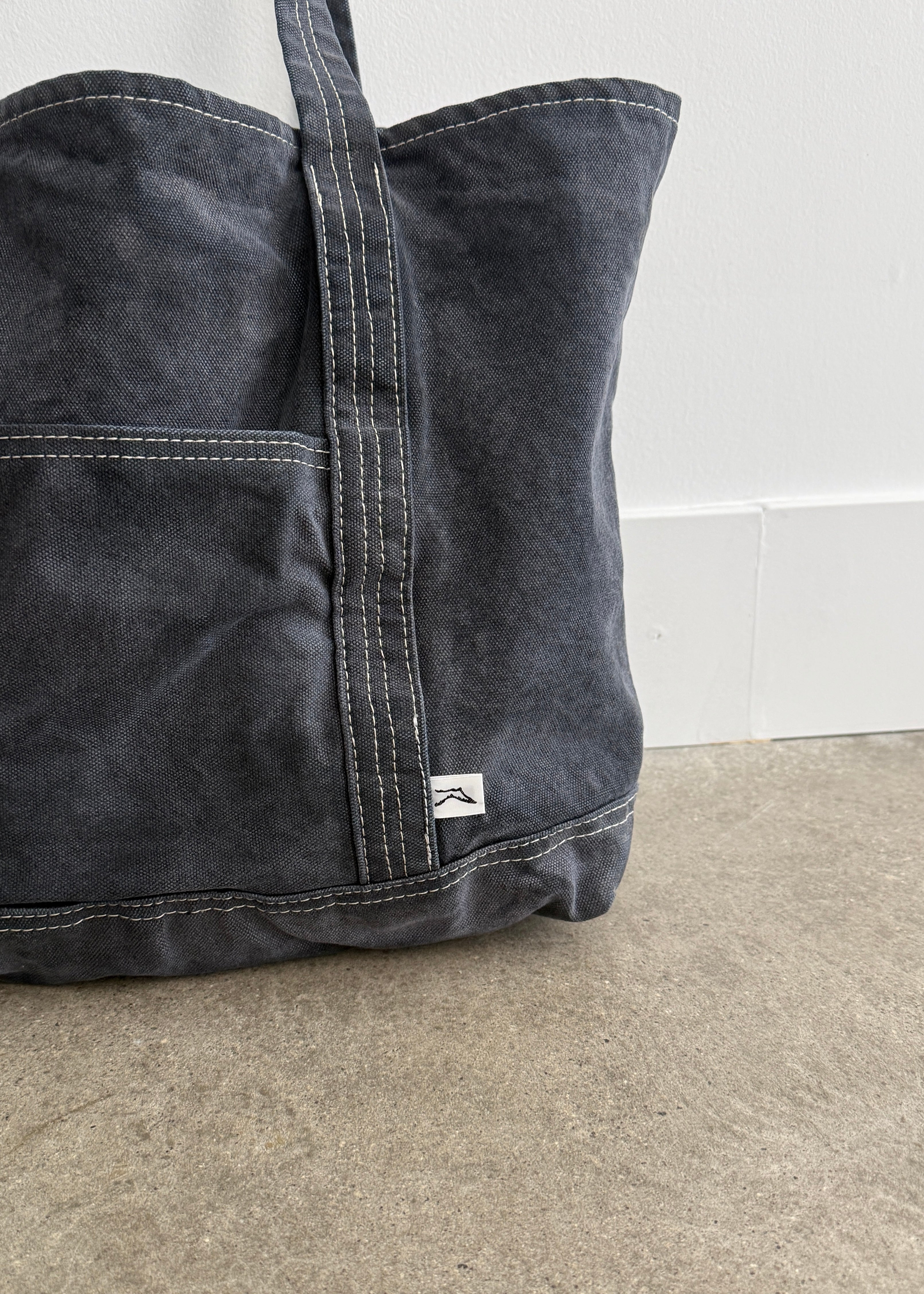 DISTRESSED TOTE BAG - FADED BLACK