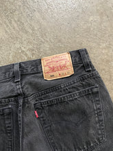 Load image into Gallery viewer, LEVI&#39;S 501 FADED BLACK RAW HEM JEANS - 1990S
