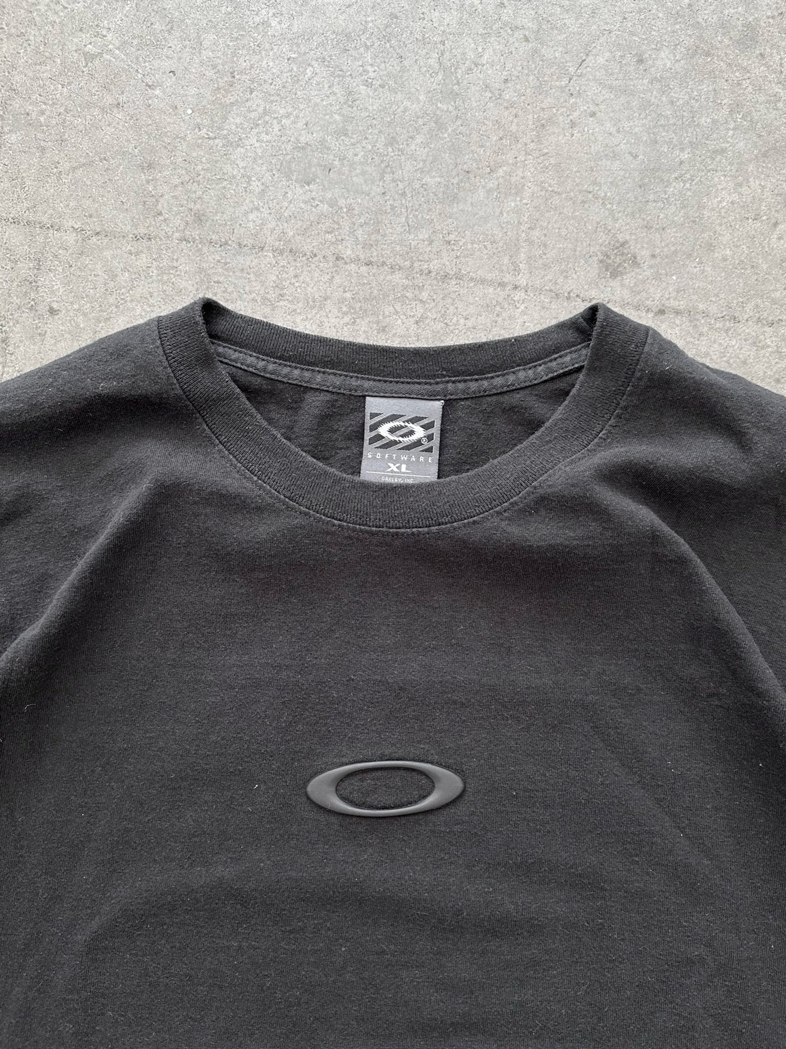 OAKLEY FADED BLACK TEE - 2000S