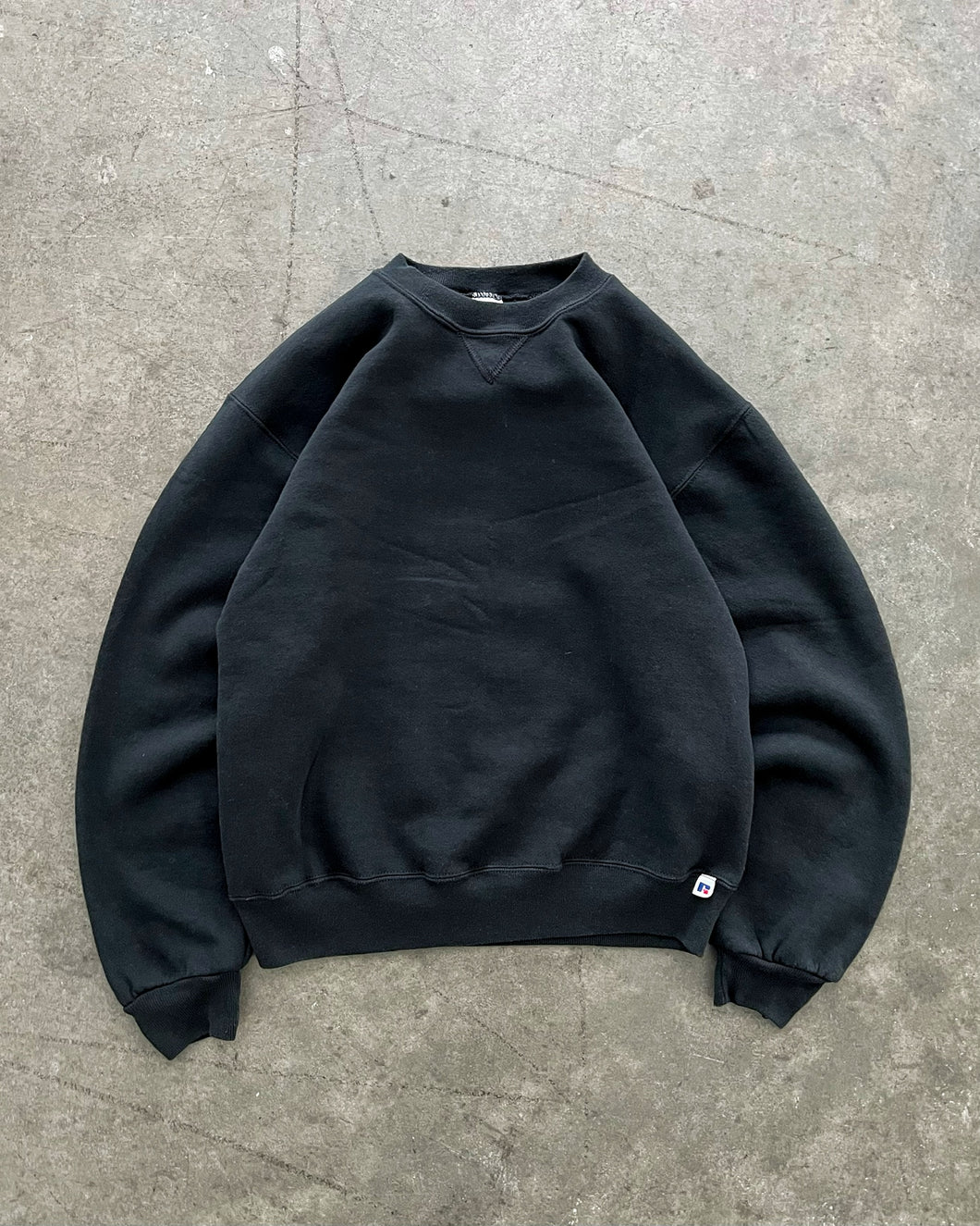 FADED BLACK RUSSELL SWEATSHIRT - 1990S