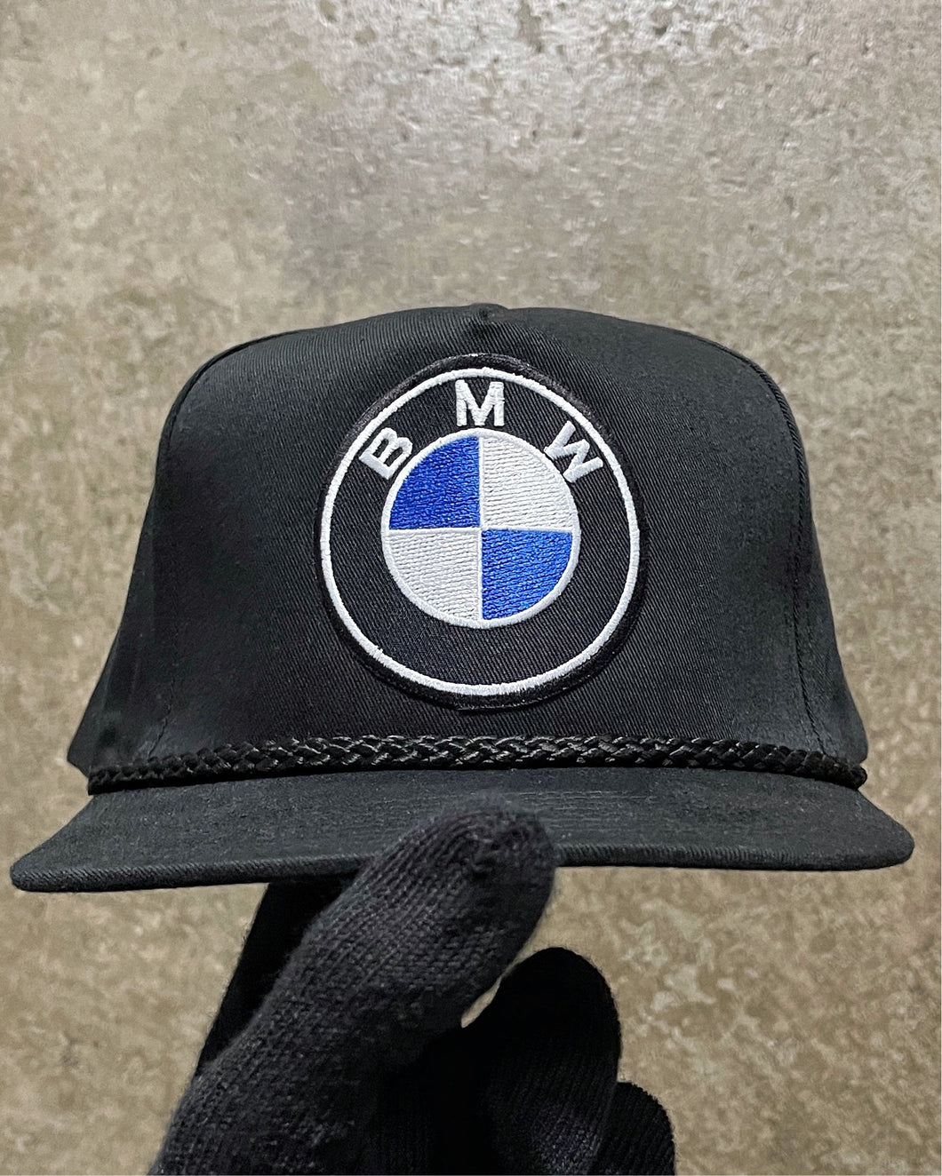 BLACK “BMW” SNAPBACK HAT - 1990S