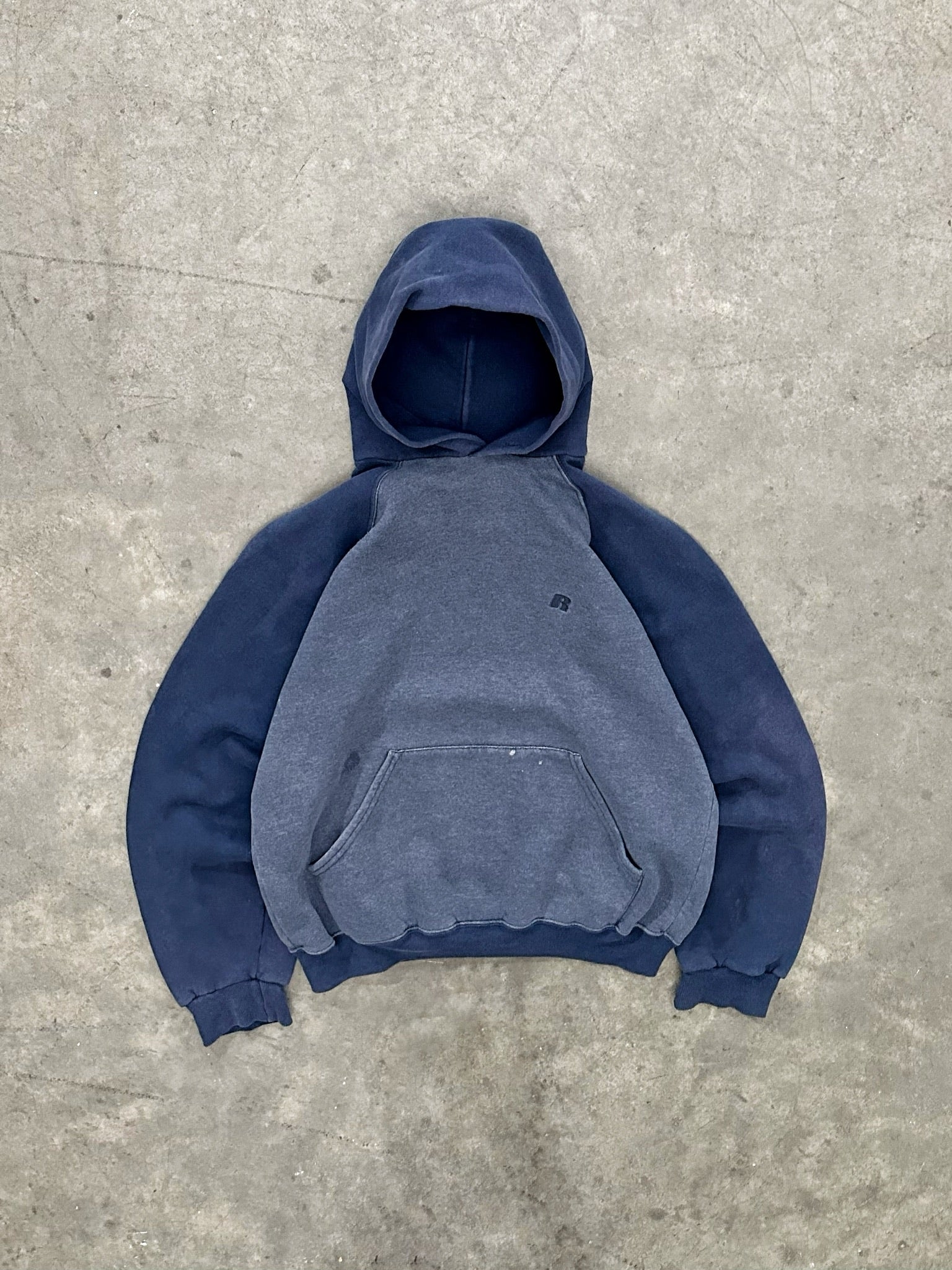 FADED NAVY BLUE RAGLAN RUSSELL HOODIE - 1990S – AKIMBO CLUB