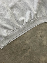Load image into Gallery viewer, HEATHER GREY SWEATSHIRT - 1990S
