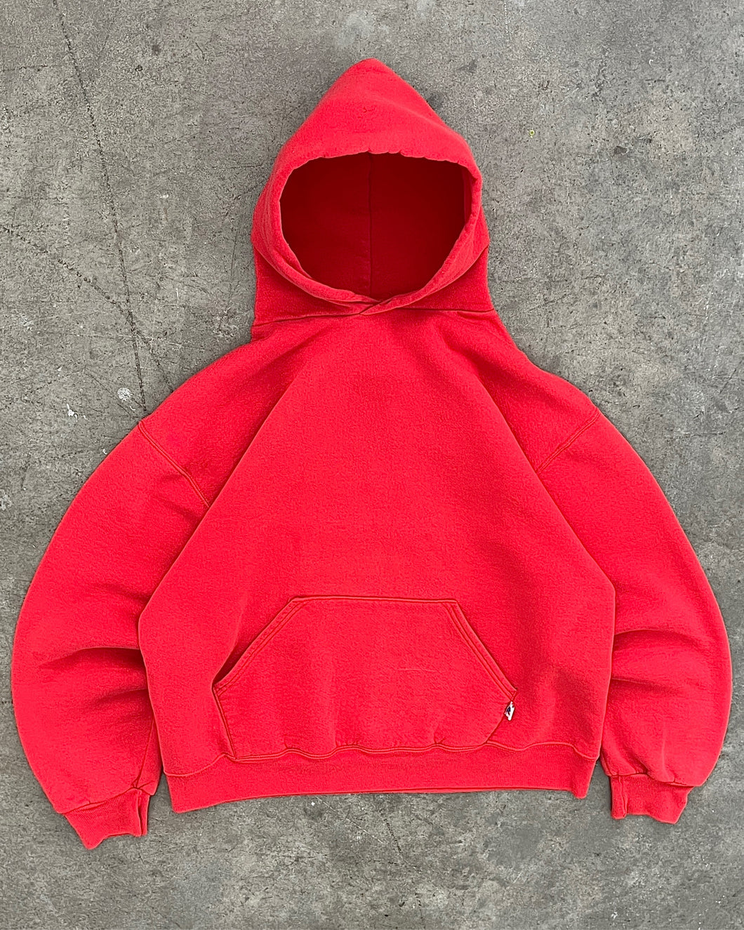 SUN FADED RED RUSSELL HOODIE - 1990S