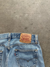 Load image into Gallery viewer, LEVI’S 501 FADED BLUE JEANS - 1980S
