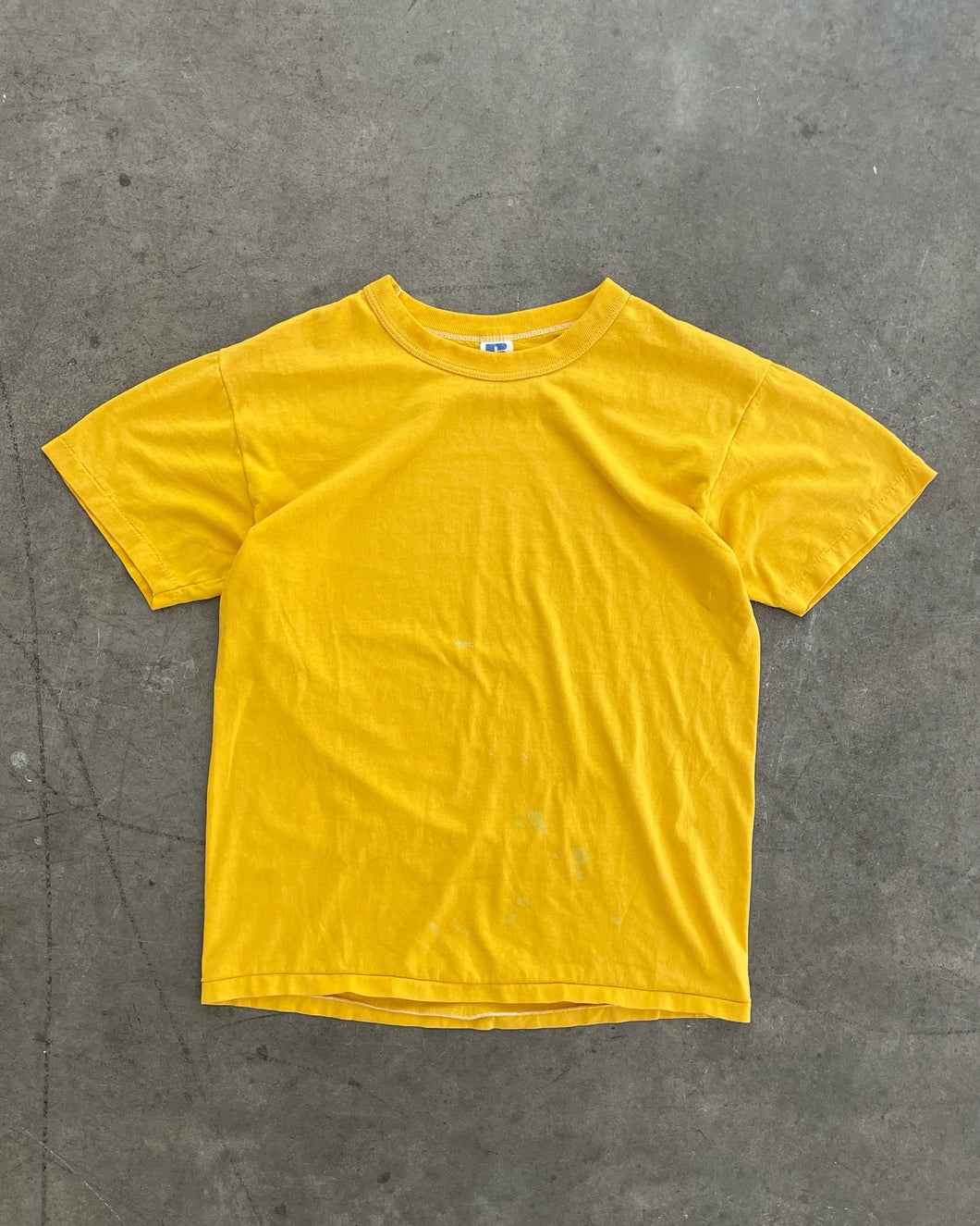 SINGLE STITCHED FADED YELLOW RUSSELL TEE - 1980S