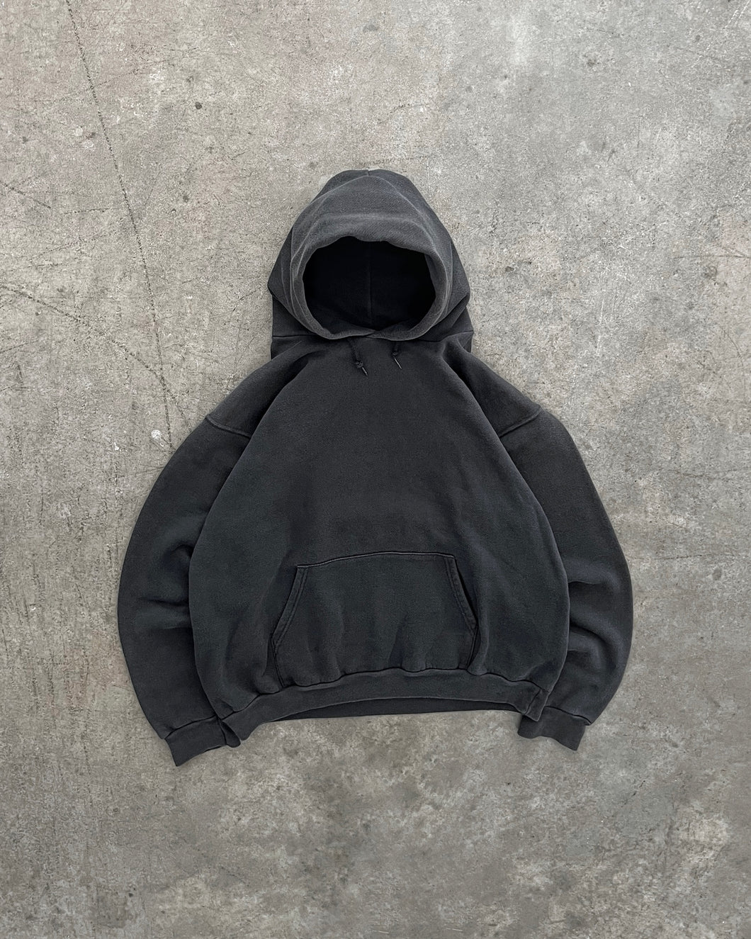 FADED BLACK HEAVYWEIGHT HOODIE - 1990S