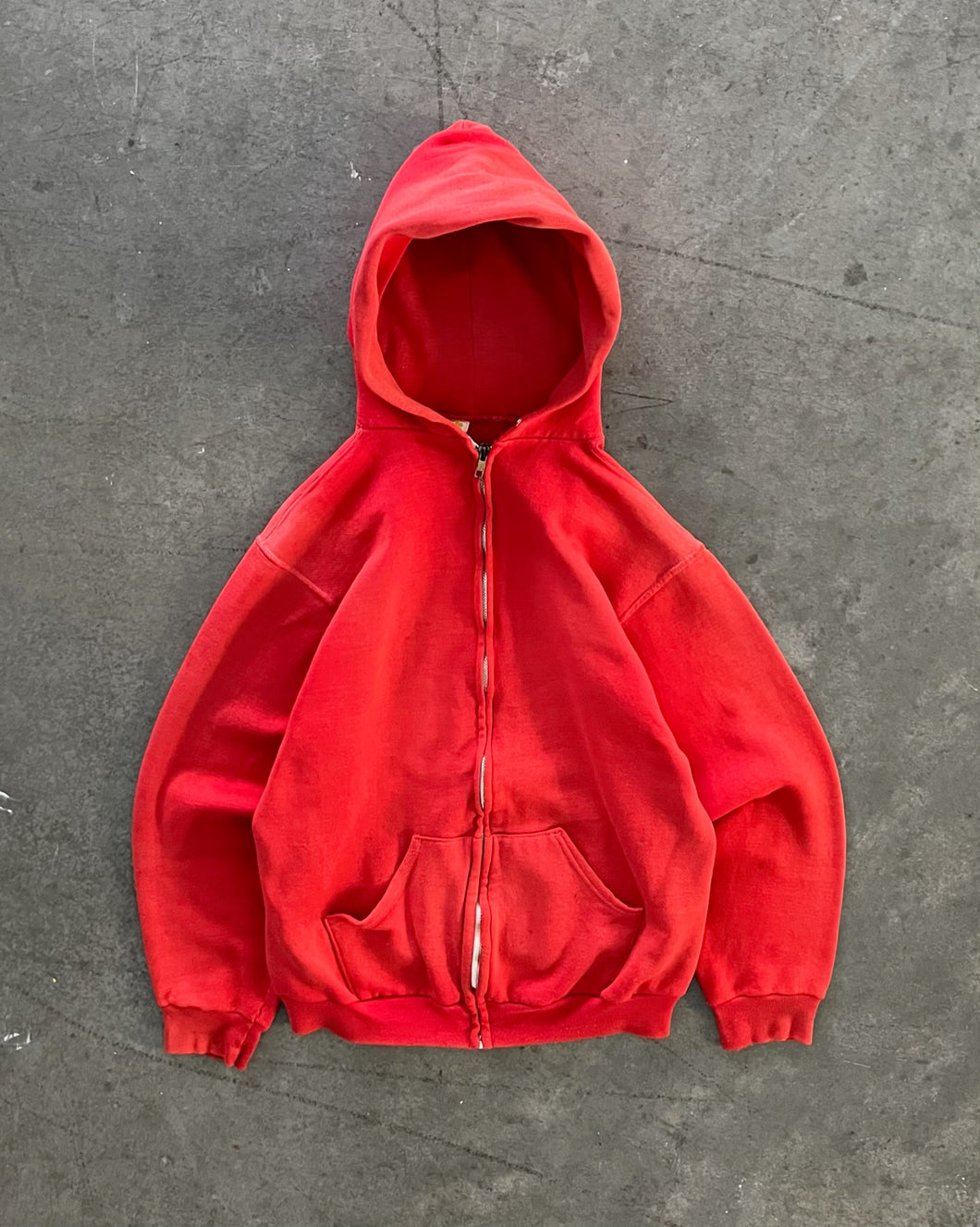 SUN FADED RED RUSSELL ZIP UP HOODIE - 1970S