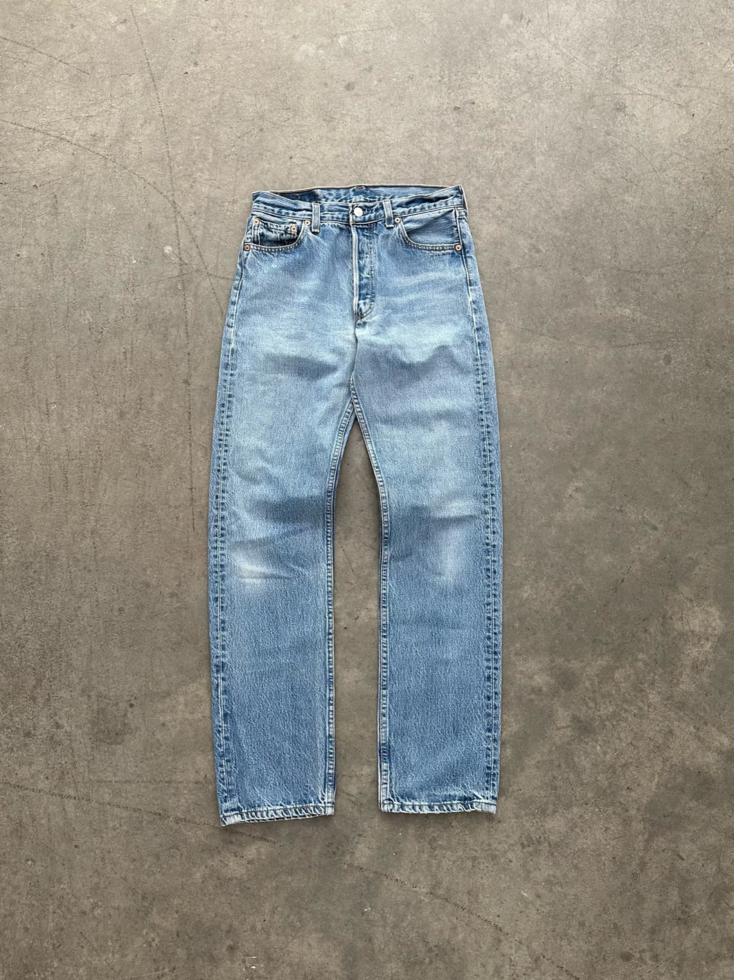 LEVI’S 501 FADED BLUE JEANS - 1980S